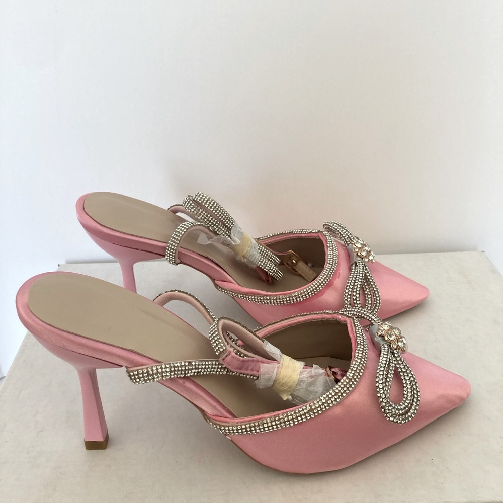 Satin Rhinestone Studded Sandal Women’s Size 7.5 Petal Pink/Silver. New, no box.